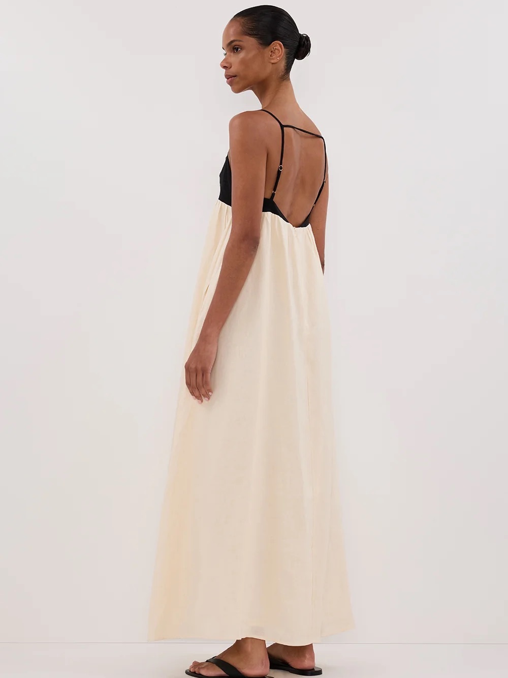 Dish Elena Linen Maxi Dress - Picture 3 of 4